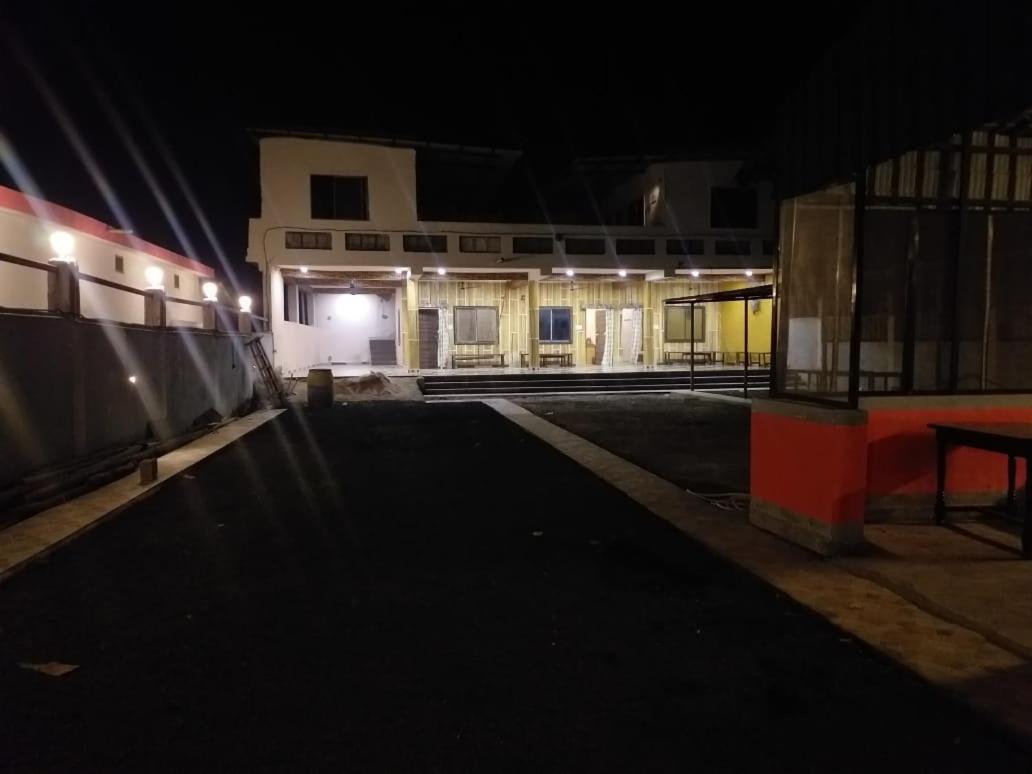 Radhe Krishna Villa Dhanwār Eksteriør billede