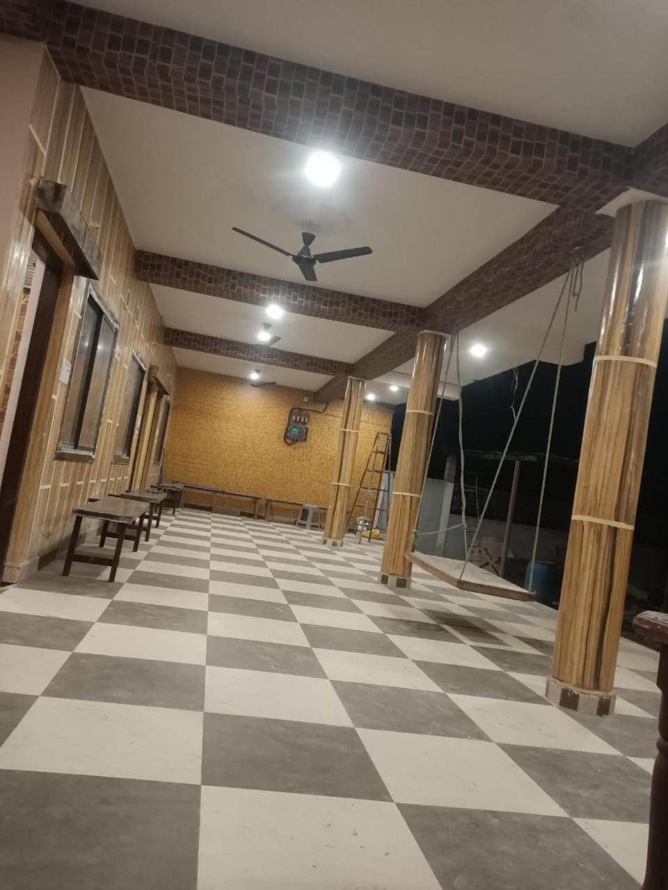 Radhe Krishna Villa Dhanwār Eksteriør billede